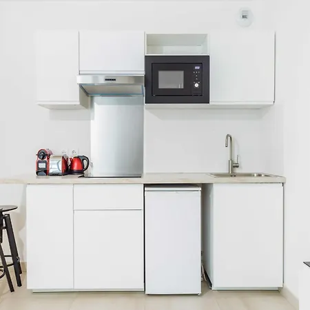 Large 1p Parc Des Buttes-chaumont * Paříž