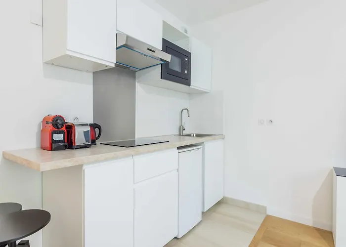 Large 1p Parc Des Buttes-chaumont